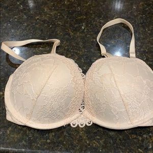 Victoria’s Secret very sexy push up bra